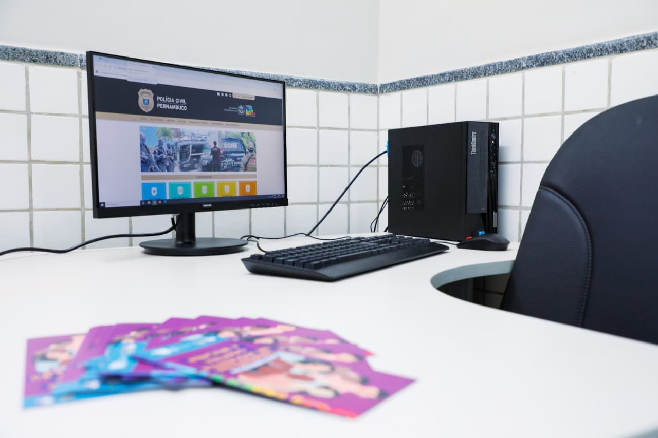 Governadora Raquel Lyra lança programa 197 Mulher e entrega requalificação da 1ª Delegacia da Mulher no Recife