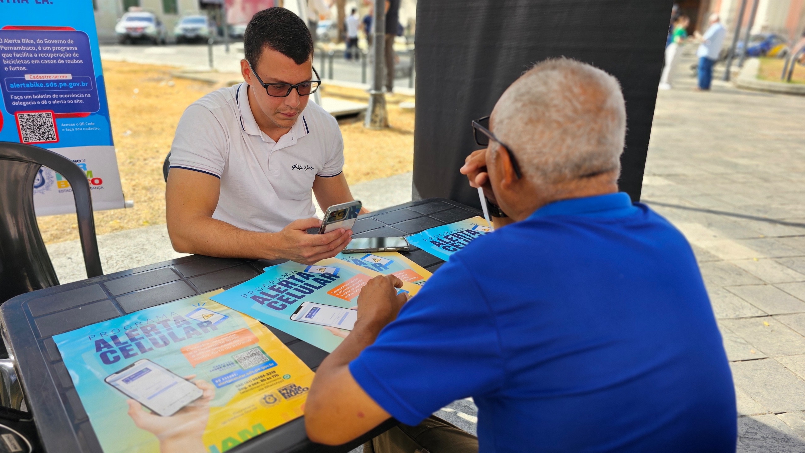 Alerta Celular realiza ações itinerantes na RMR