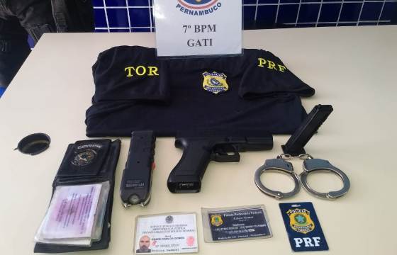 7º BPM PRENDE FALSO POLICIAL RODOVIÁRIO