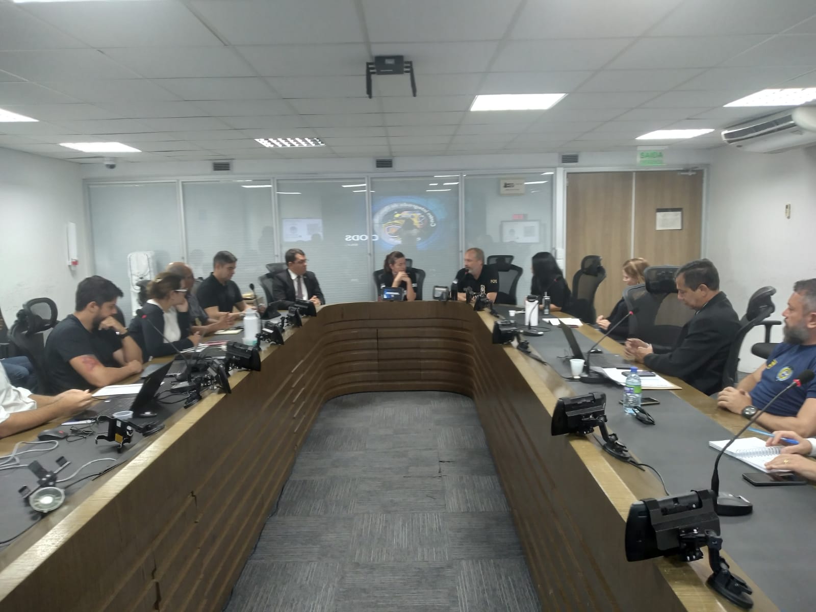 Secretária executiva da SDS coordena reunião estratégica de monitoramento do concurso da Polícia Civil