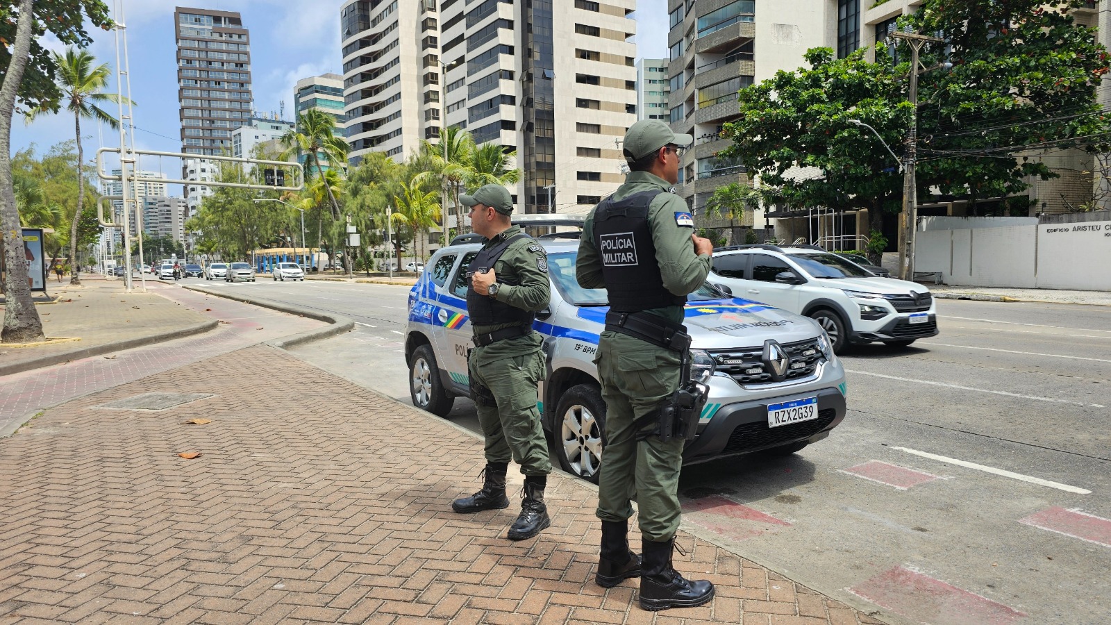 Com melhores resultados da série histórica, Pernambuco tem redução de 11% nos crimes violentos e 6% nos roubos no primeiro semestre de 2025