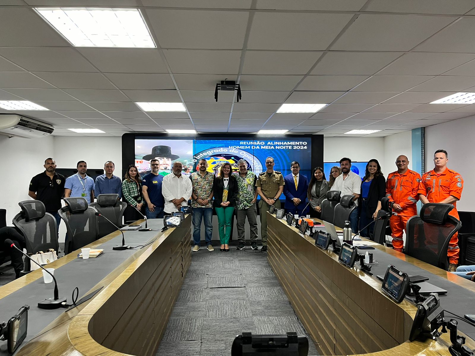 GT Carnaval alinha planejamento das ações de segurança para o desfile do Homem da Meia-Noite em 2024