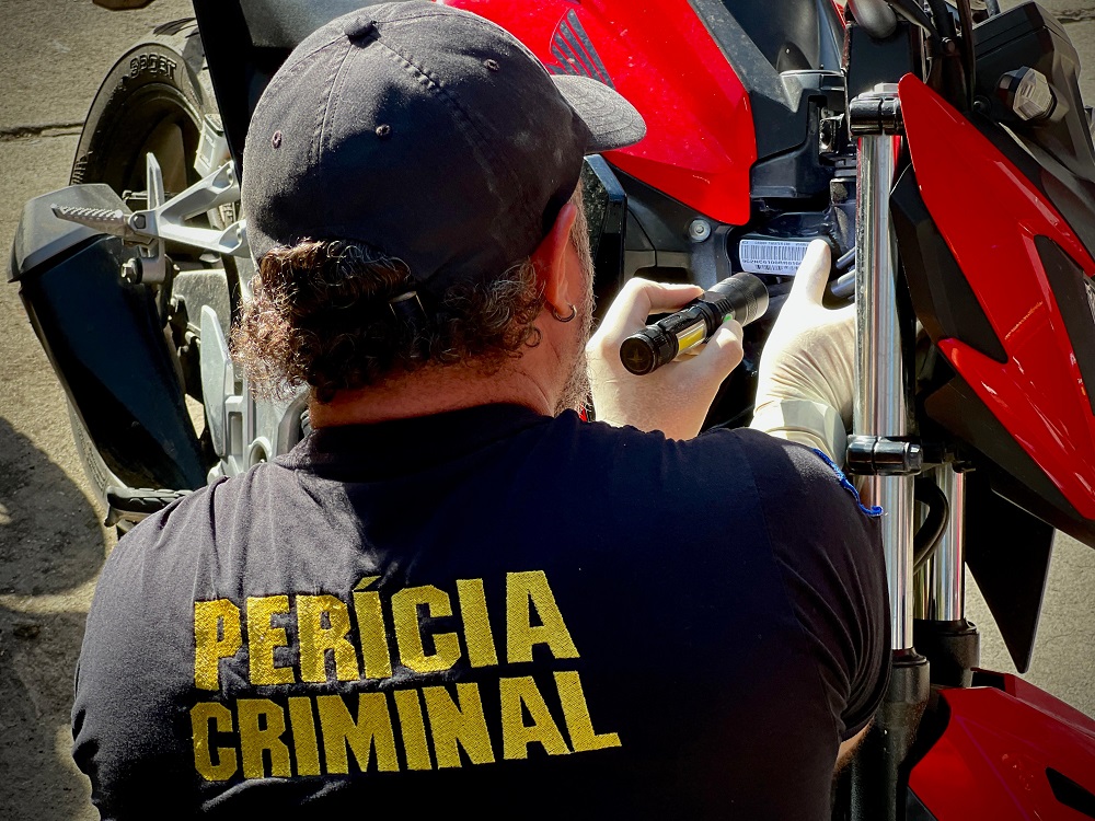 Núcleo de Identificação Veicular se destaca na recuperação de automóveis adulterados e reforça integração entre Polícia Científica e Polícia Civil