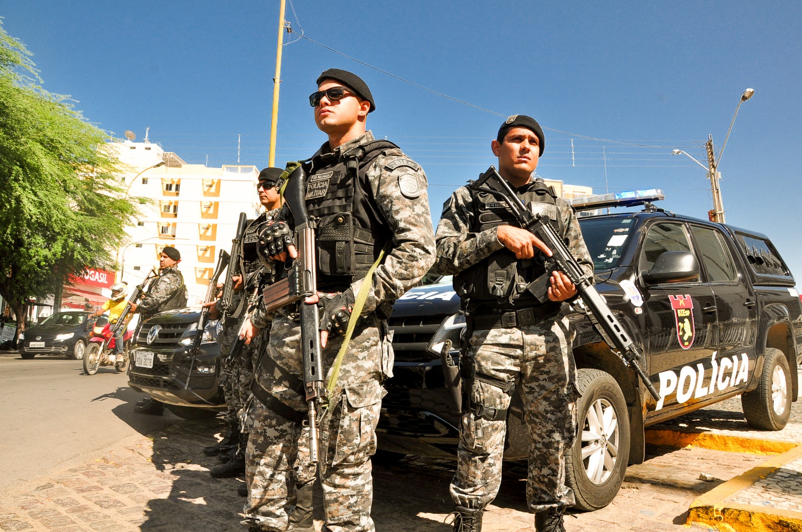 Com um investimento de R$ 15,2 milhões, Governo garante batalhão especializado em Barreiros