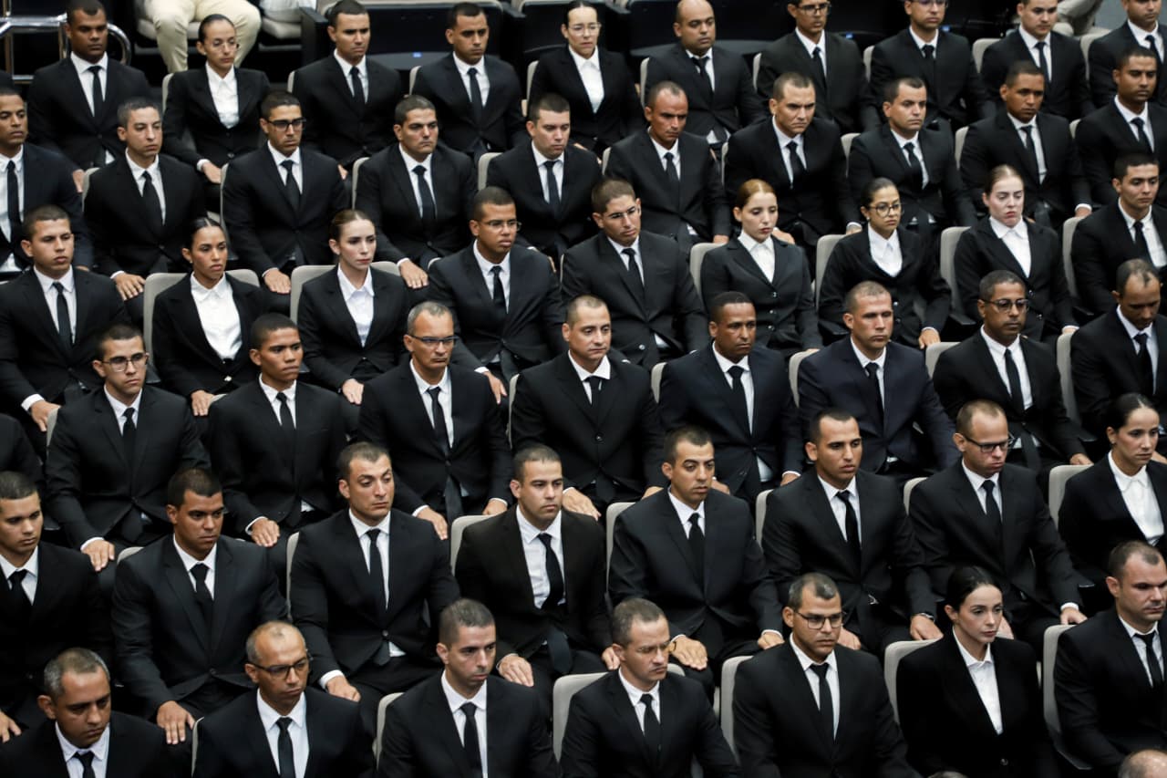 Juntos pela Segurança: governadora Raquel Lyra comanda aula inaugural de 189 alunos do curso de oficiais da Polícia Militar