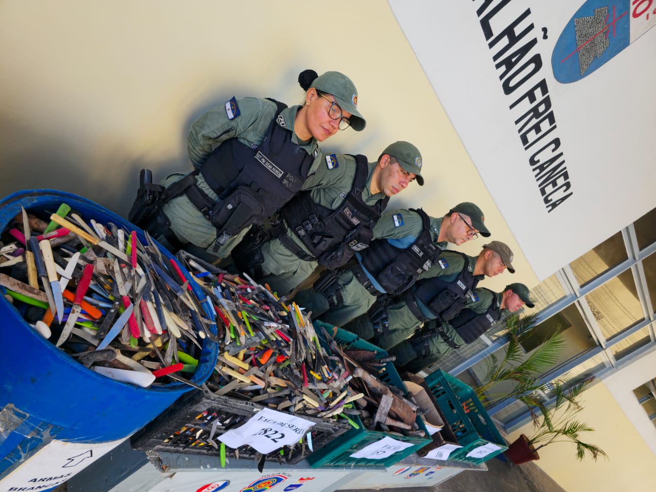 PMPE retira de circulação mais de 4.700 armas brancas das ruas do Centro do Recife e áreas próximas