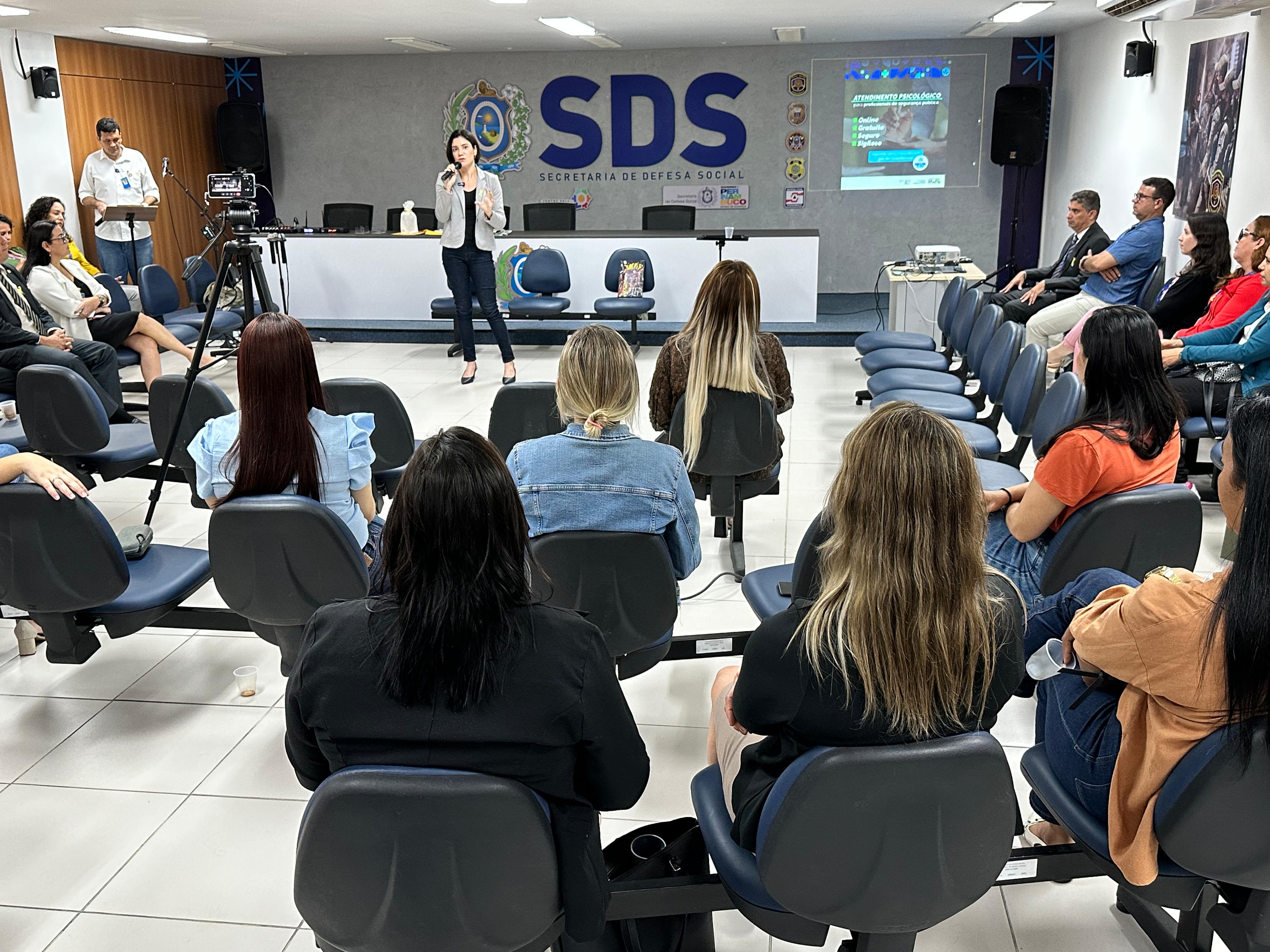 Atenta à saúde mental de seus servidores, SDS promove palestra sobre prevenção ao suicídio   