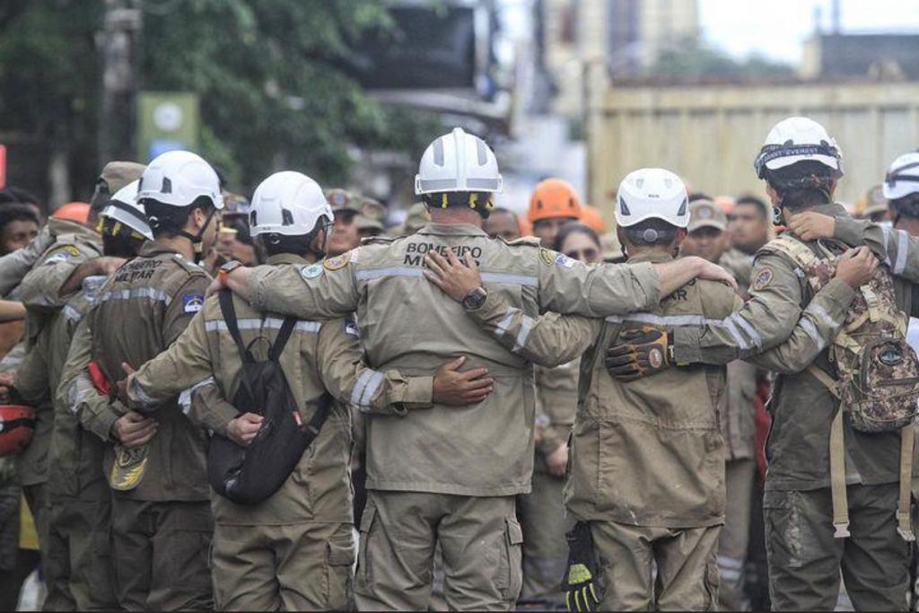 “Vidas alheias, riquezas salvar!”