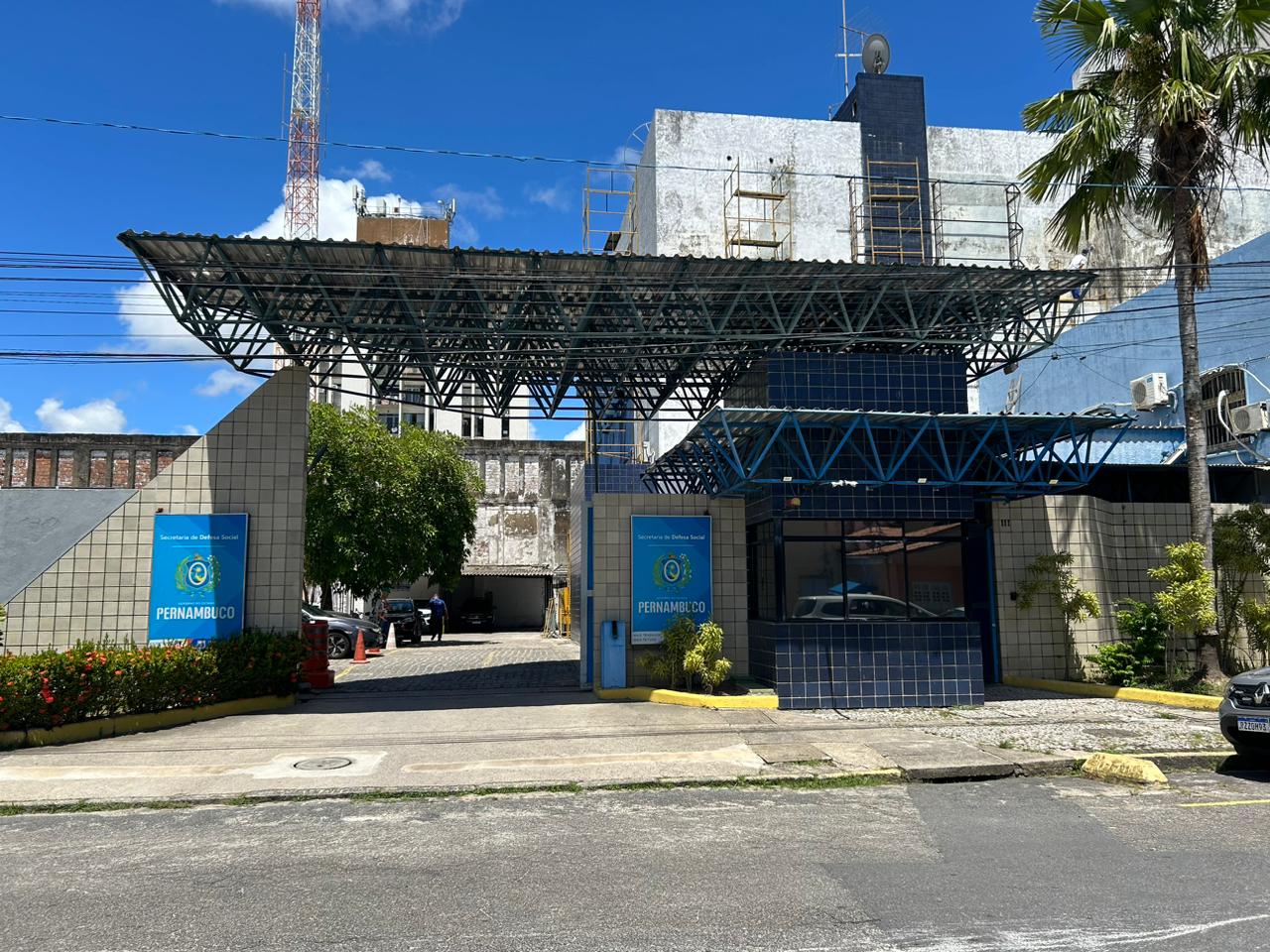 AVISO DE CHAMAMENTO PÚBLICO PARA COTAÇÃO DE PREÇOS