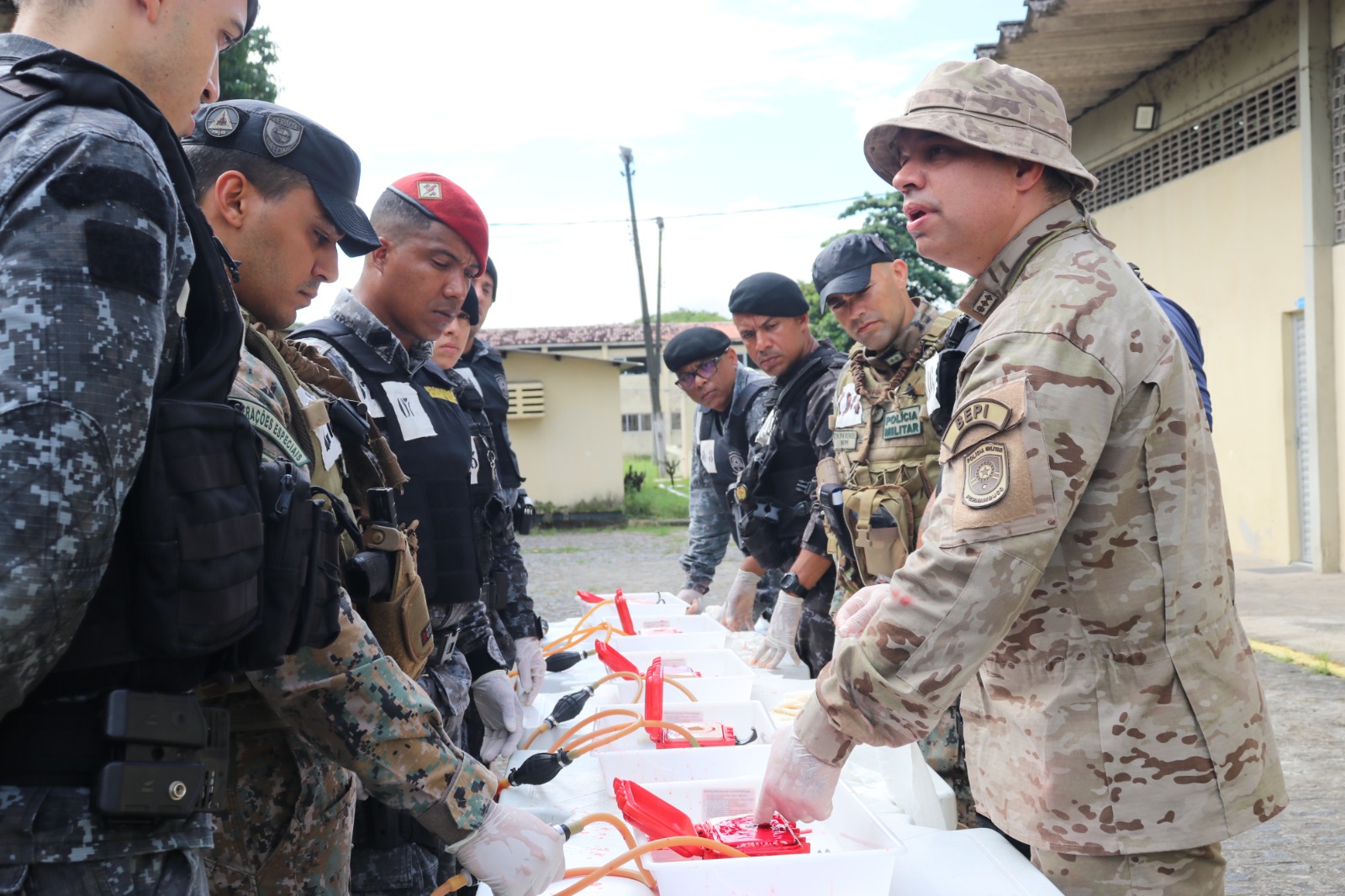 Policiais são capacitados para prestarem primeiro atendimento em local de confronto armado