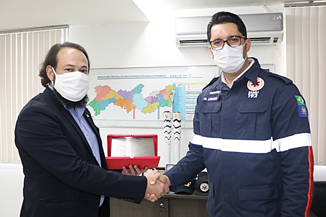 Secretário recebe homenagem do Samu