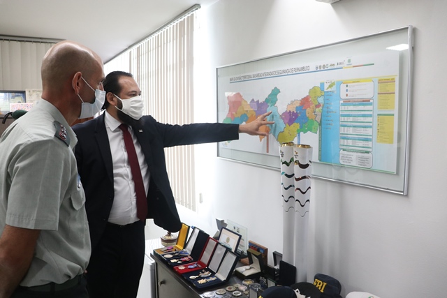 SDS recebe visita do adido de Defesa de Israel no Brasil