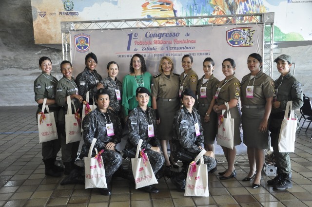 Congresso das Policiais Femininas começa com todo o brilho no Recife