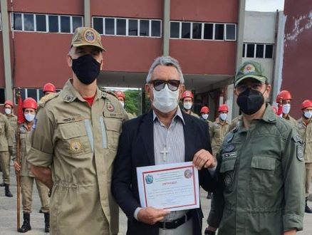 Parabéns aos veteranos da PMPE e do CBMPE