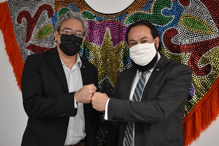 Humberto Freire recebe visita de cortesia do Secretário de Cultura