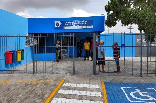 Novo prédio da Delegacia de Cupira é inaugurado