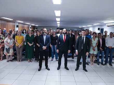Servidores da SDS homenageiam Humberto Freire, Rinaldo de Souza e Flávio Duncan