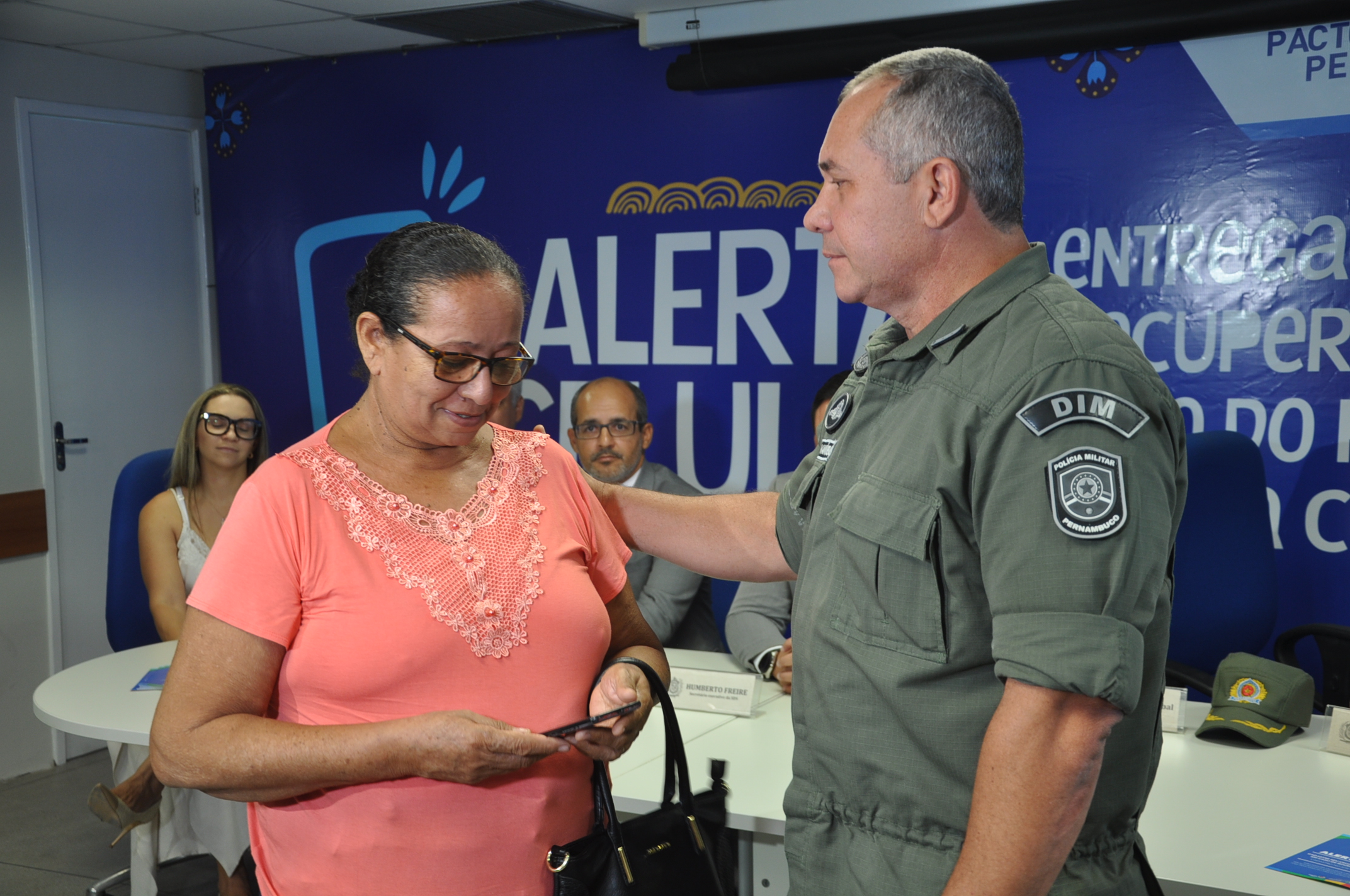 Mutirão do Alerta Celular devolve mais de 200 aparelhos