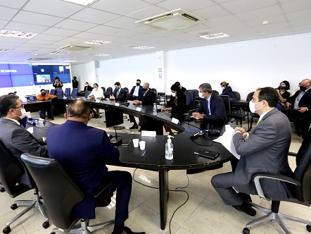 Governo firma parceria no Projeto Monitor de Justiça