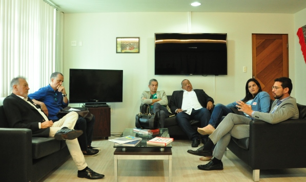 Secretário reúne-se com gestores municipais de segurança