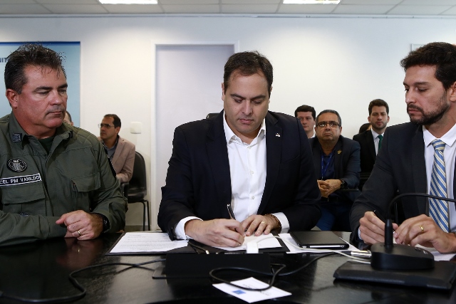 Governo convoca 500 aprovados no concurso da PMPE