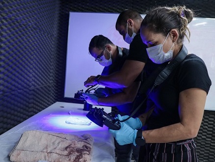 Polícia Científica de PE adquire tablet que identifica vestígios invisíveis de crimes