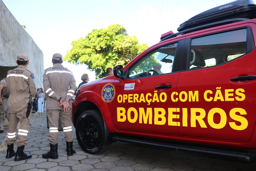 NOVAS VIATURAS CBMPE CARLOS MEDEIROS 1