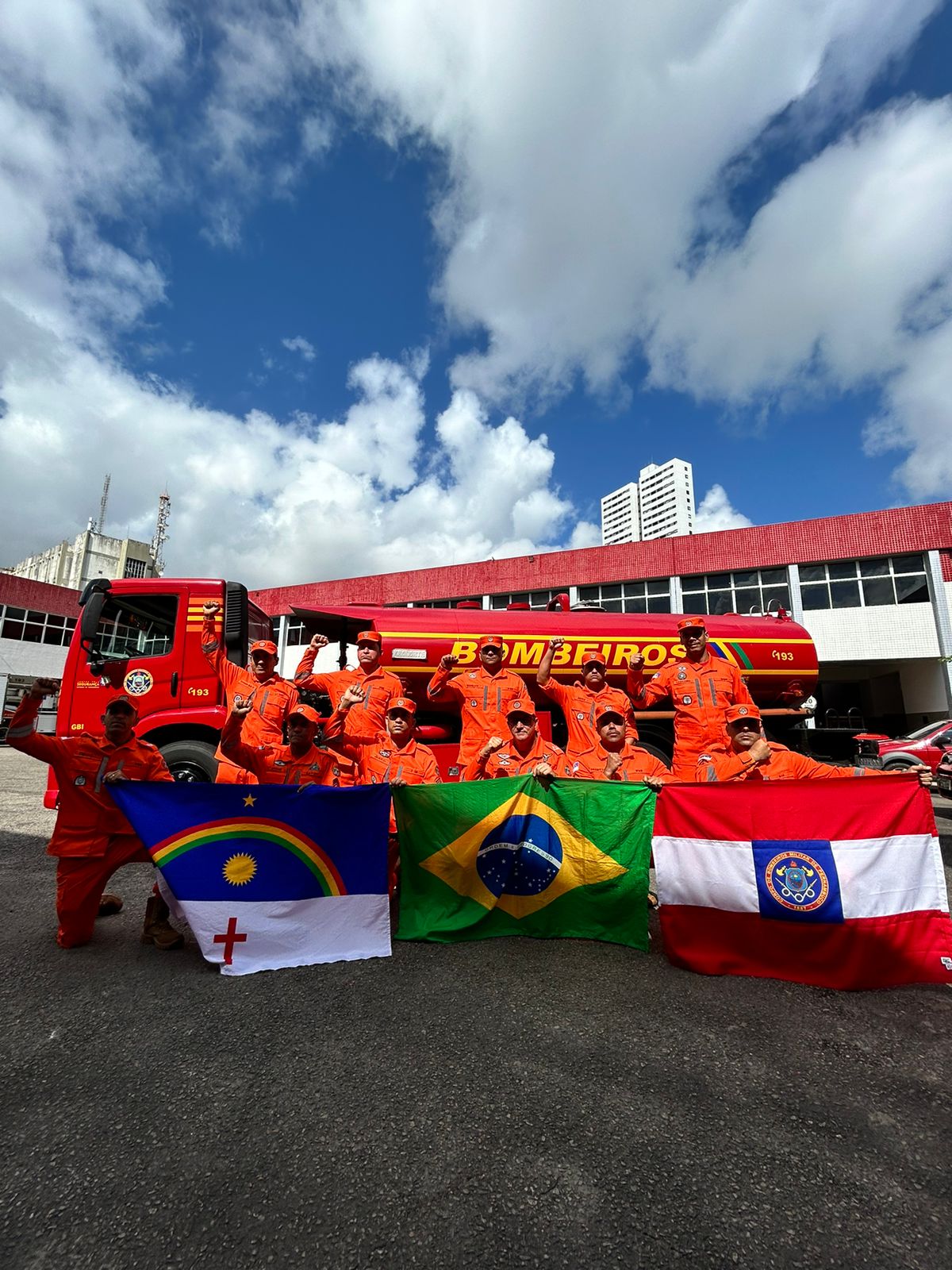 CBMPE - missão humanitária de combate a incêndios florestais no Norte e Centro-Oeste do país (5).jpeg