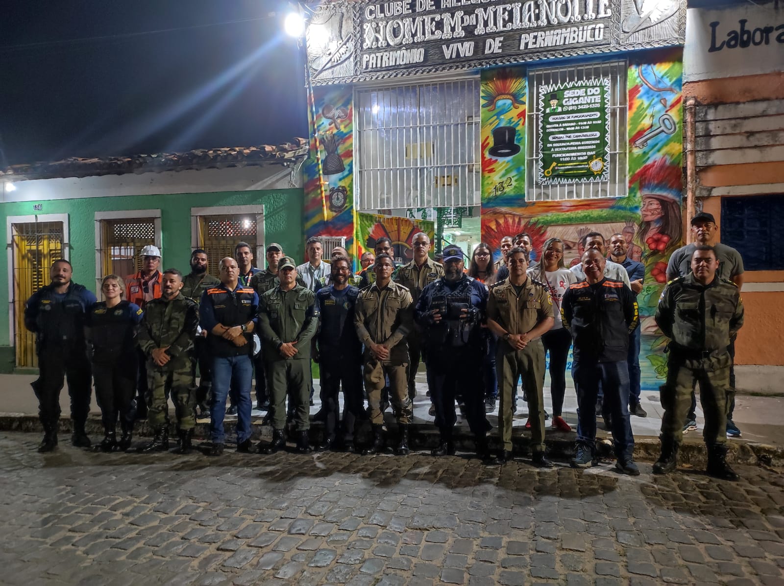 HOMEM DA MEIA-NOITE 4.jpg