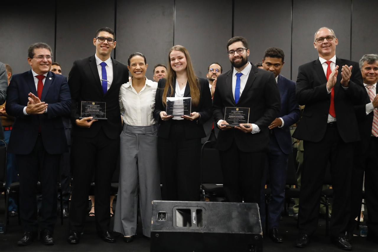 Hesíodo Góes Secom 31