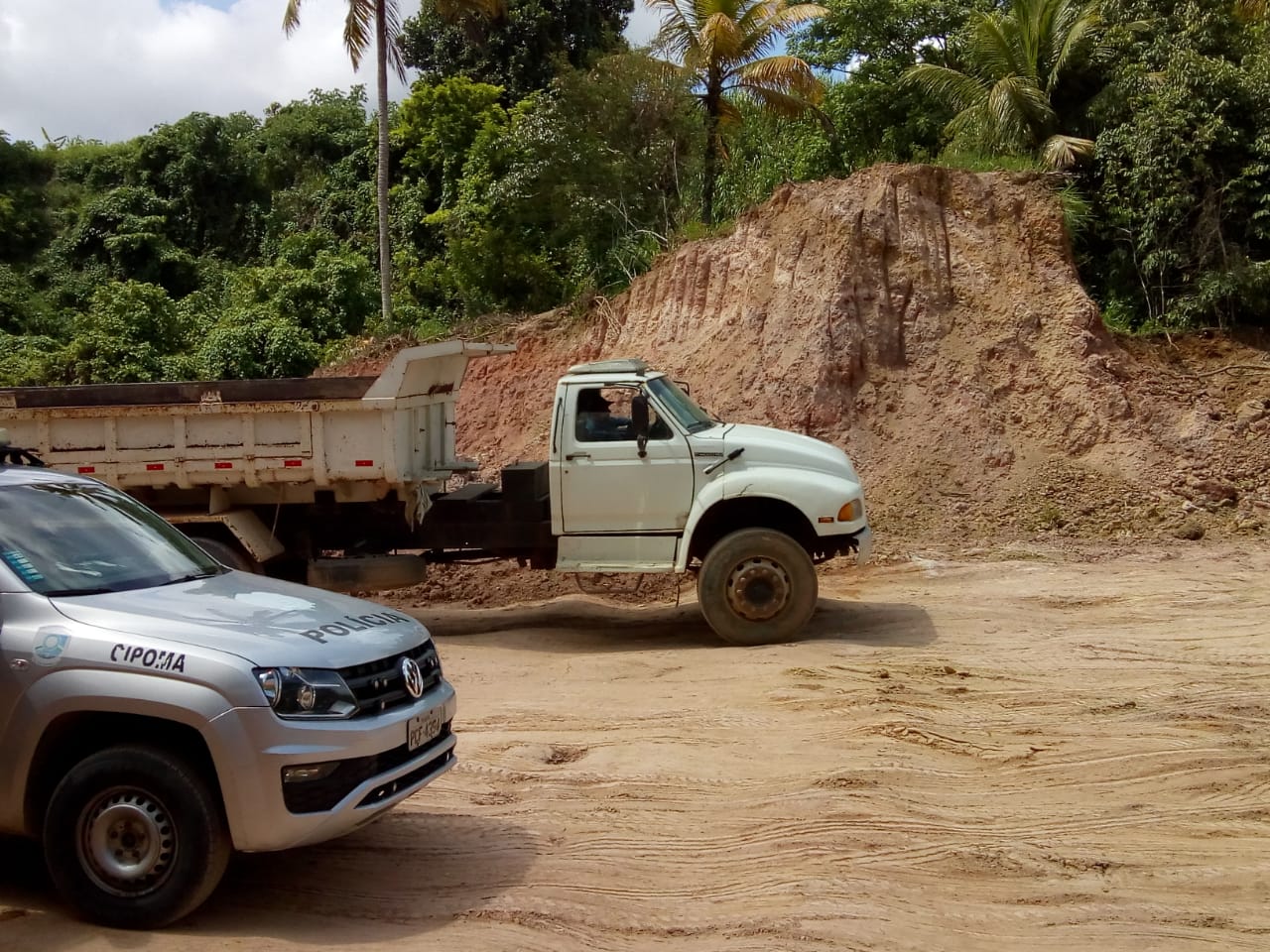 POLÍCIA EXTRAÇÃO MINÉRIO 28.02 (4).jpeg