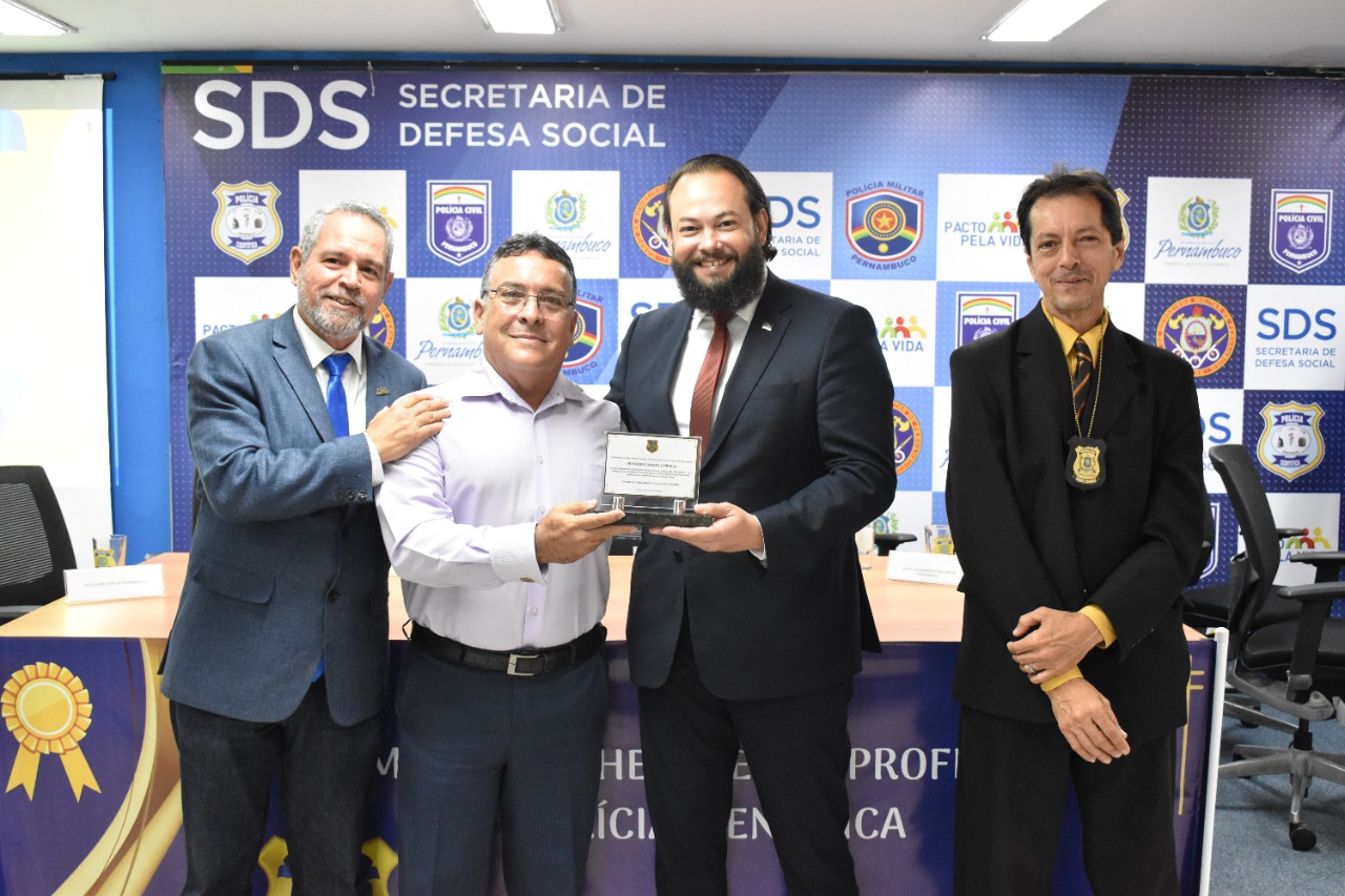PRÊMIO POLÍCIA CIENTÍFICA 5.jpeg