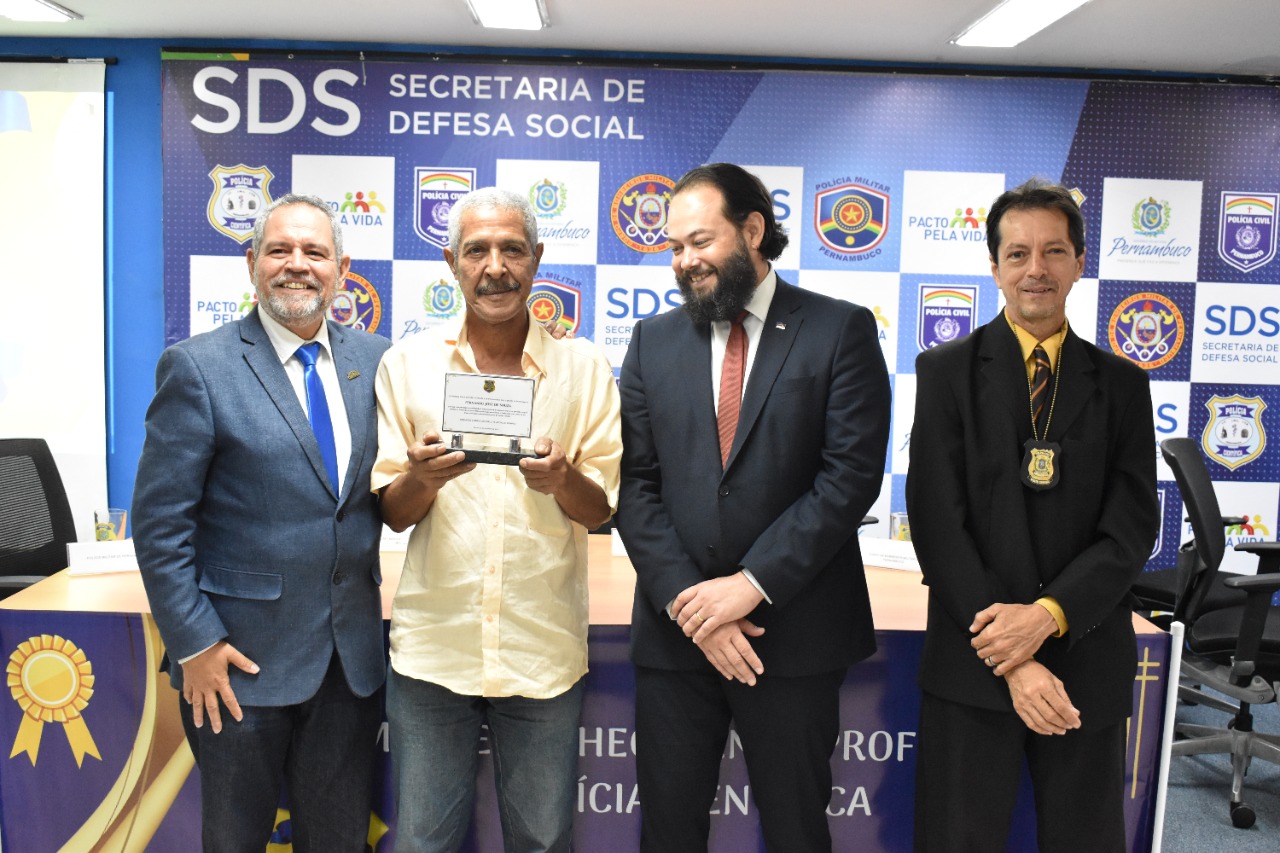 PRÊMIO POLÍCIA CIENTÍFICA 6.jpeg