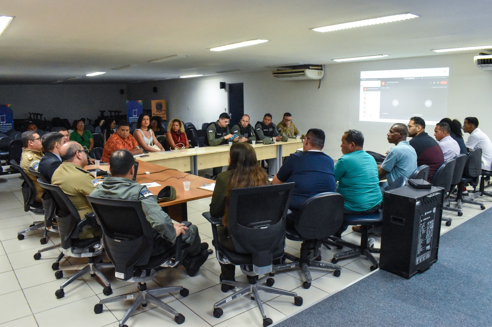 Reunião Paradas da Diversidade (2).jpg