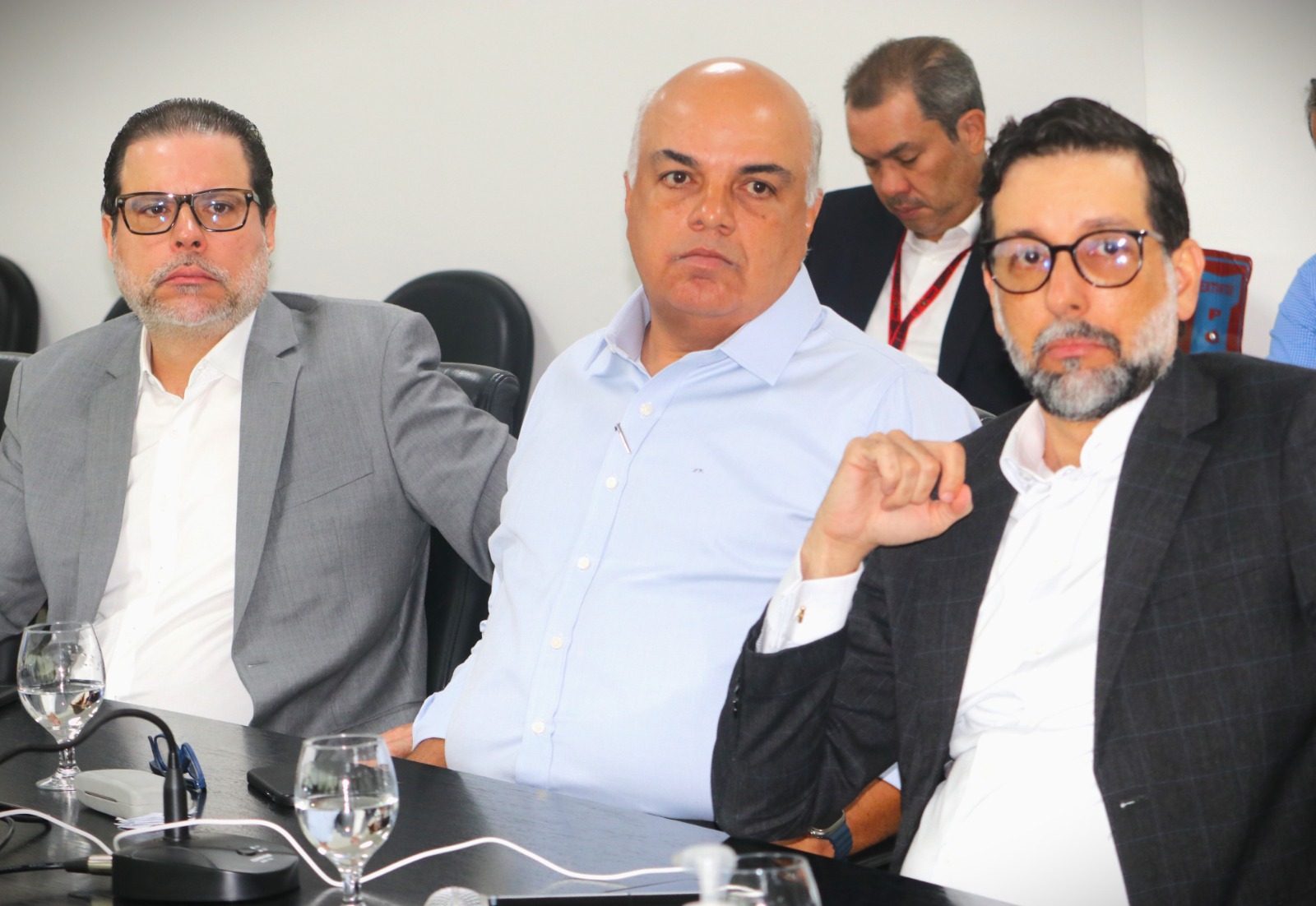 SDS se reúne com presidentes dos clubes de futebol e órgãos parceiros (3).jpg