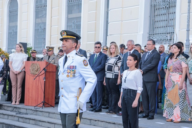 COMANDANTE PMPE 05 01 2023 3