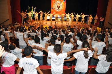 tres Proerd dentro.jpg